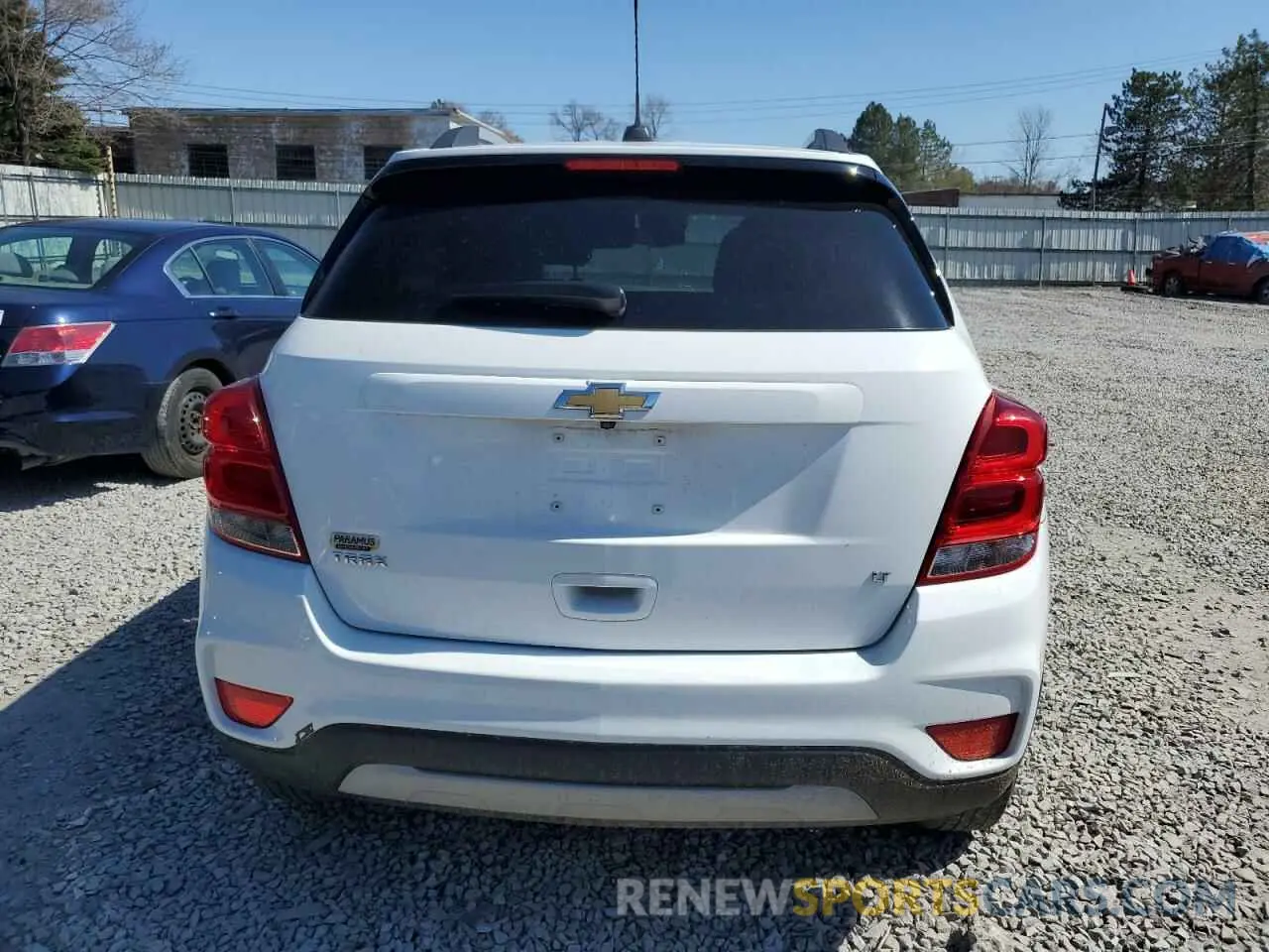 6 Photograph of a damaged car KL7CJLSBXLB016691 CHEVROLET TRAX 2020