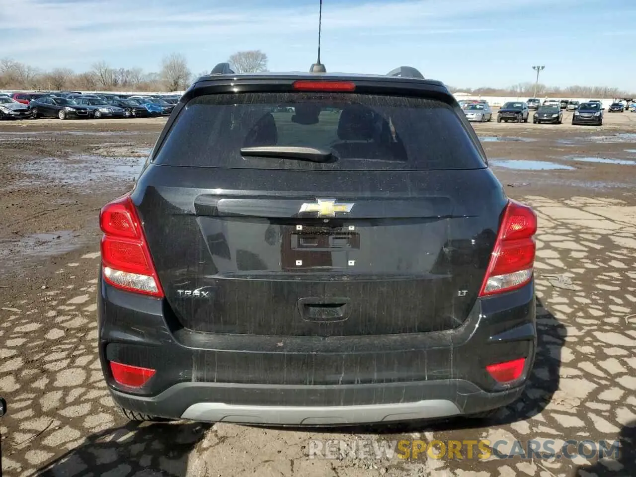 6 Photograph of a damaged car KL7CJLSBXLB037279 CHEVROLET TRAX 2020