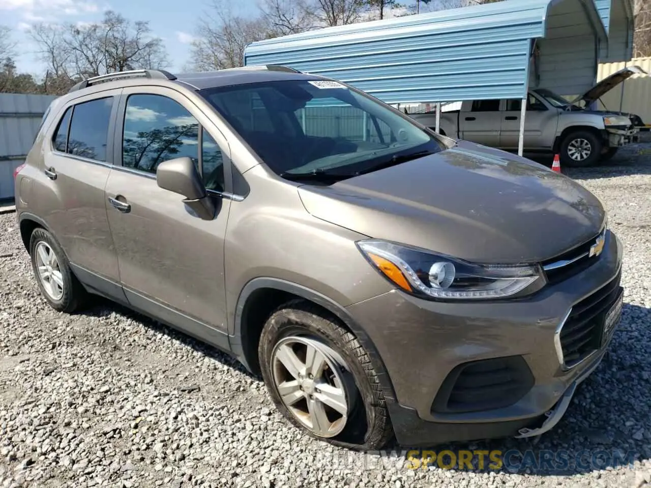 4 Photograph of a damaged car KL7CJLSBXLB352910 CHEVROLET TRAX 2020