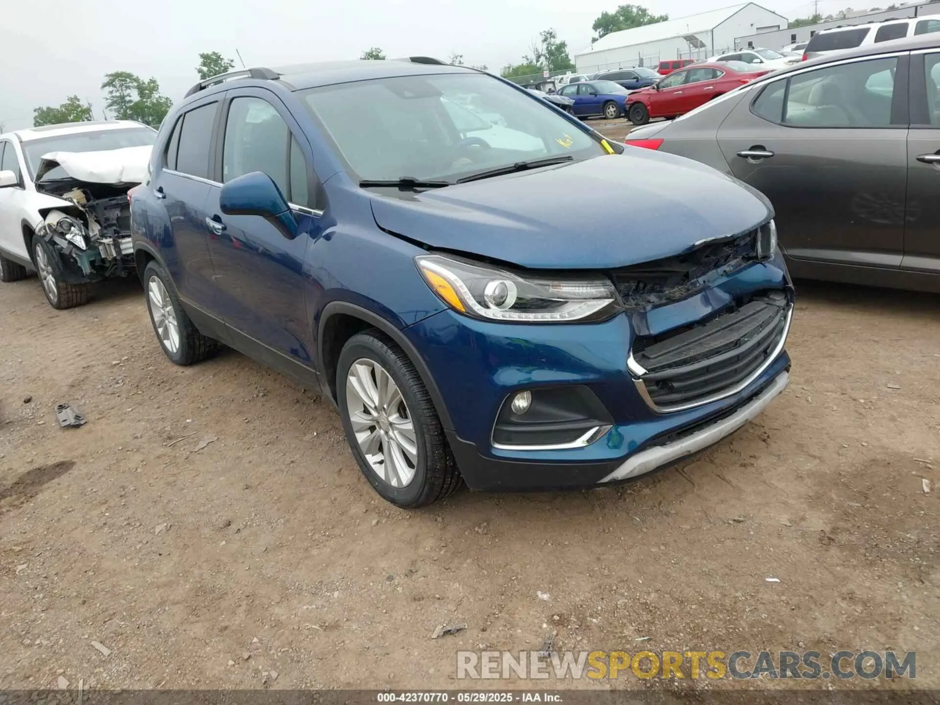 1 Photograph of a damaged car KL7CJMSB9LB326207 CHEVROLET TRAX 2020
