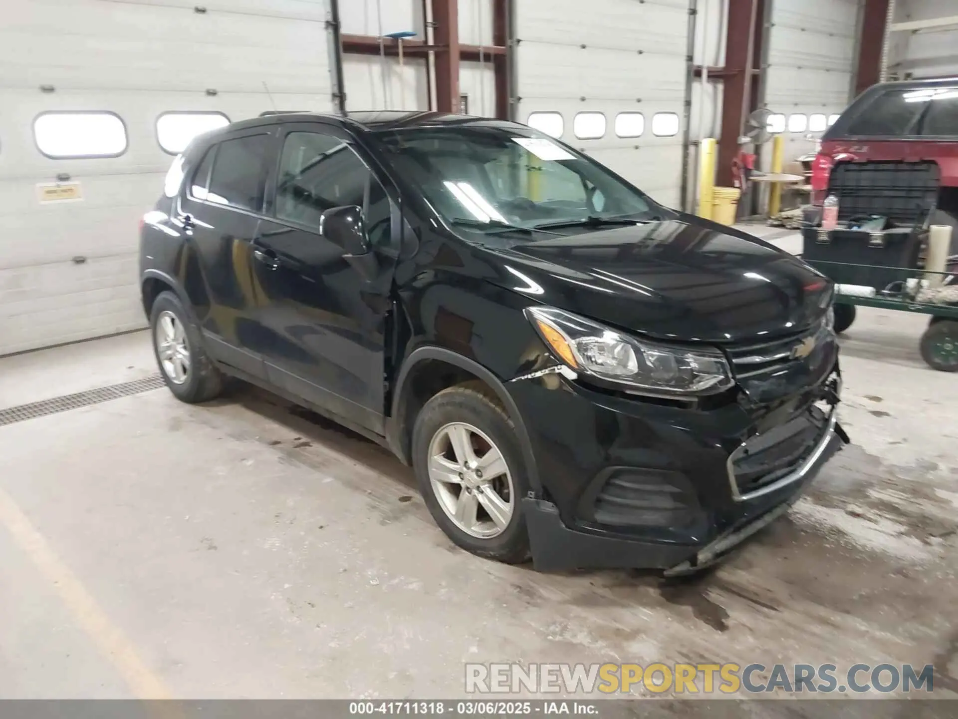 1 Photograph of a damaged car KL7CJNSB1LB319001 CHEVROLET TRAX 2020