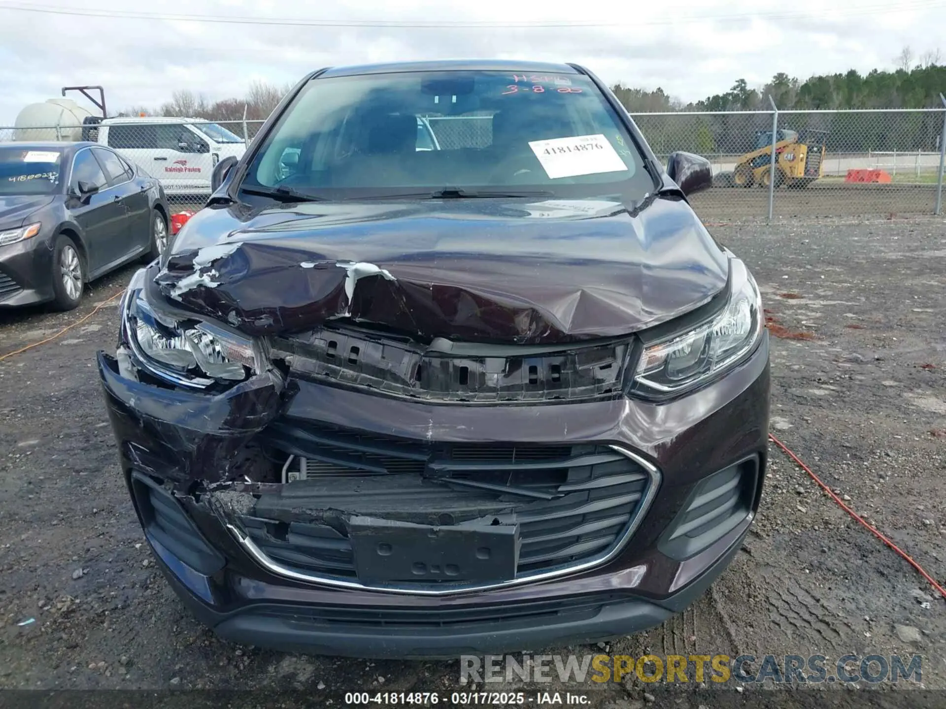 12 Photograph of a damaged car KL7CJNSB2LB336065 CHEVROLET TRAX 2020