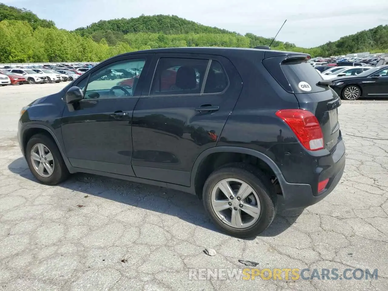 2 Photograph of a damaged car KL7CJNSB3LB069258 CHEVROLET TRAX 2020
