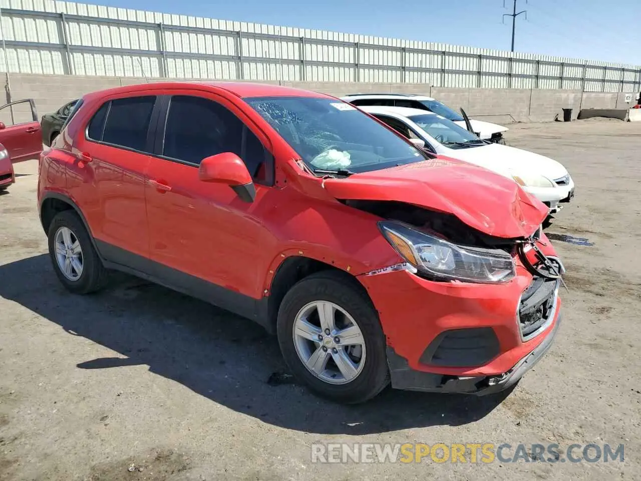 4 Photograph of a damaged car KL7CJNSB5LB342281 CHEVROLET TRAX 2020