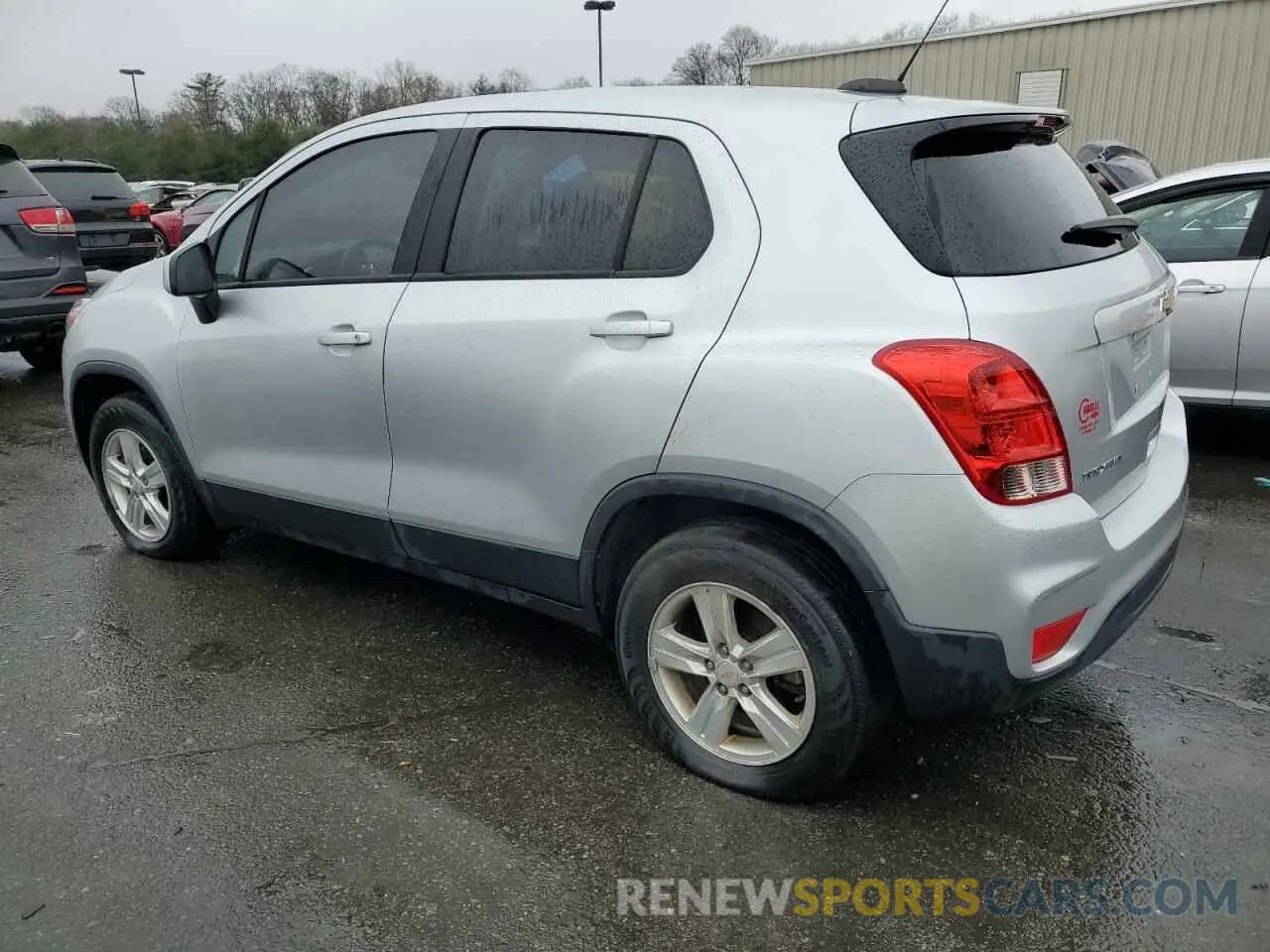 2 Photograph of a damaged car KL7CJNSB6LB030485 CHEVROLET TRAX 2020