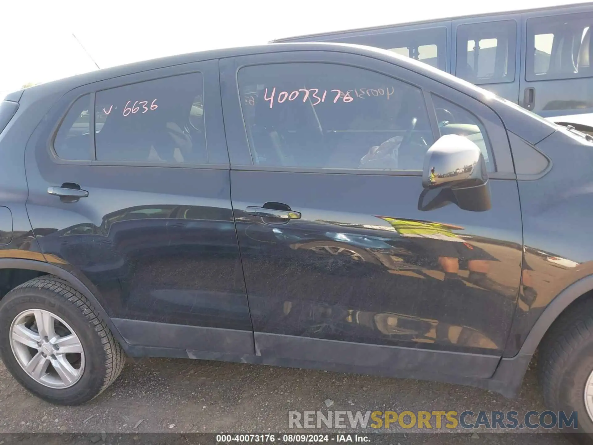 13 Photograph of a damaged car KL7CJNSB8LB016636 CHEVROLET TRAX 2020