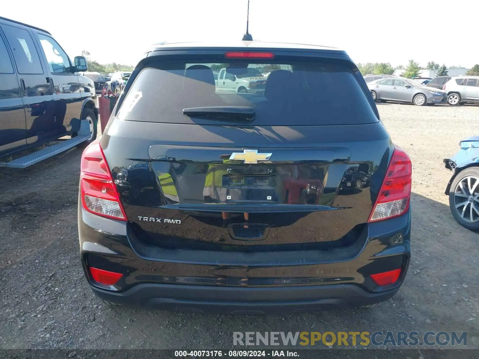 16 Photograph of a damaged car KL7CJNSB8LB016636 CHEVROLET TRAX 2020