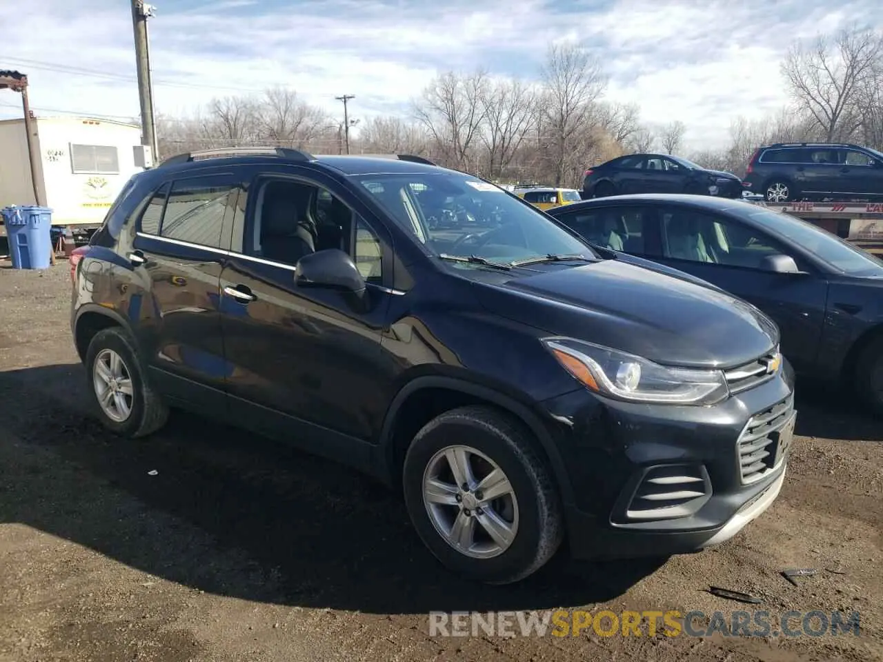 4 Photograph of a damaged car KL7CJPSB0LB001995 CHEVROLET TRAX 2020