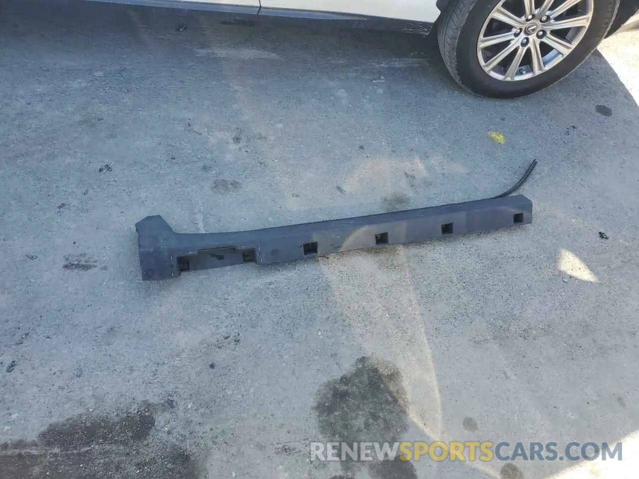 13 Photograph of a damaged car KL7CJPSB1LB001889 CHEVROLET TRAX 2020