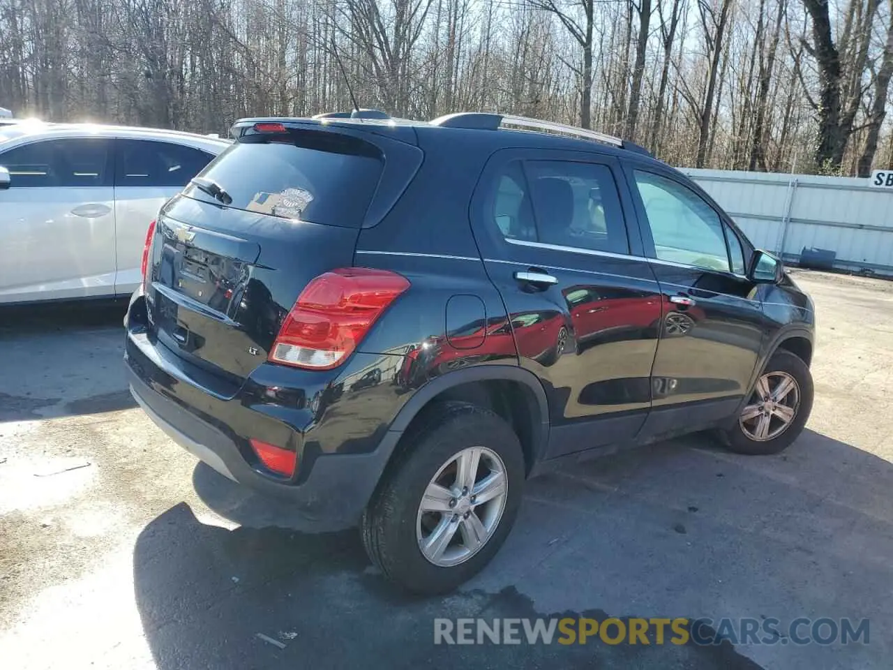 3 Photograph of a damaged car KL7CJPSB1LB001889 CHEVROLET TRAX 2020