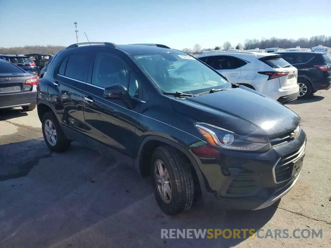 4 Photograph of a damaged car KL7CJPSB1LB001889 CHEVROLET TRAX 2020