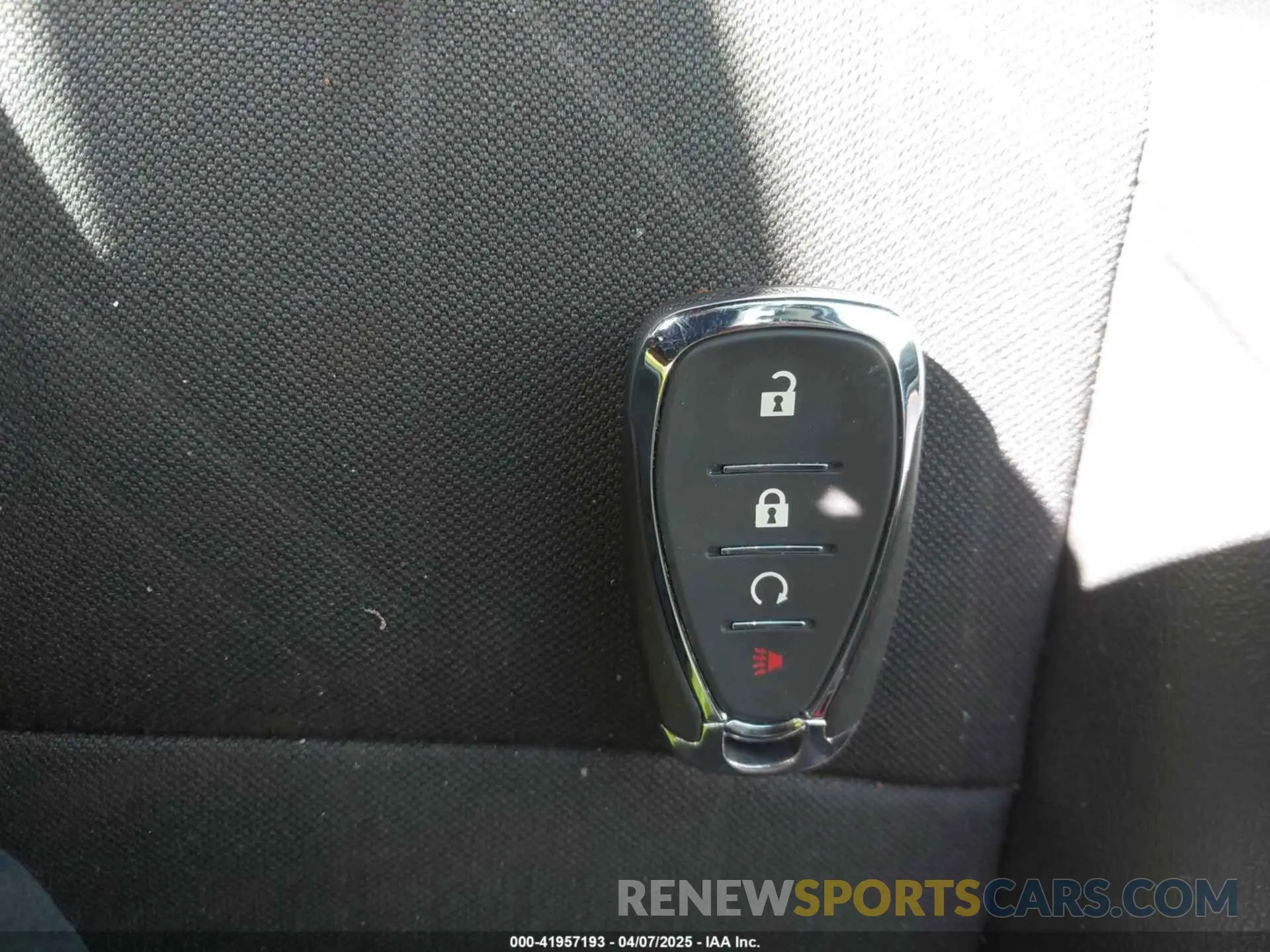 11 Photograph of a damaged car KL7CJPSB1LB071523 CHEVROLET TRAX 2020