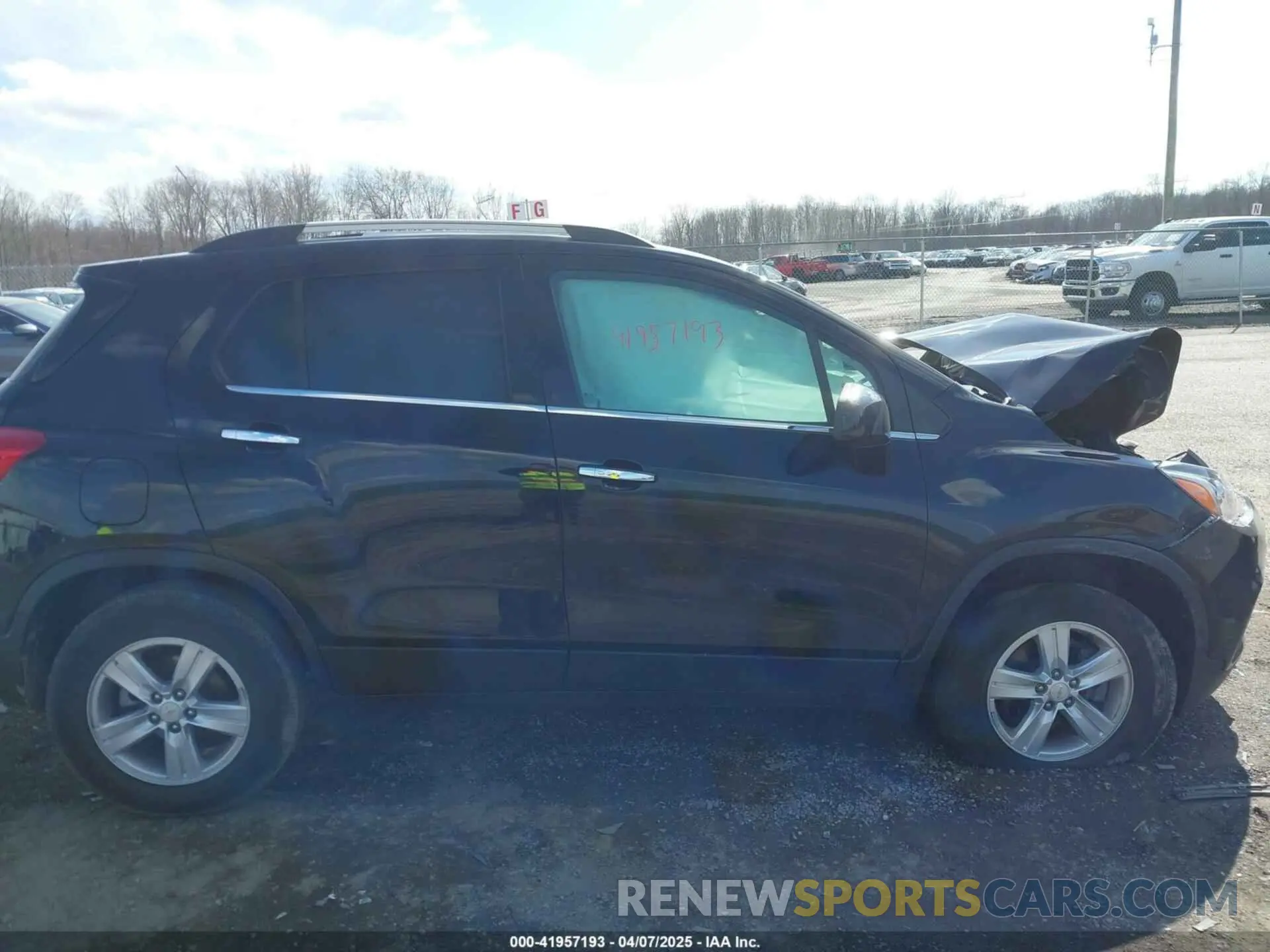13 Photograph of a damaged car KL7CJPSB1LB071523 CHEVROLET TRAX 2020