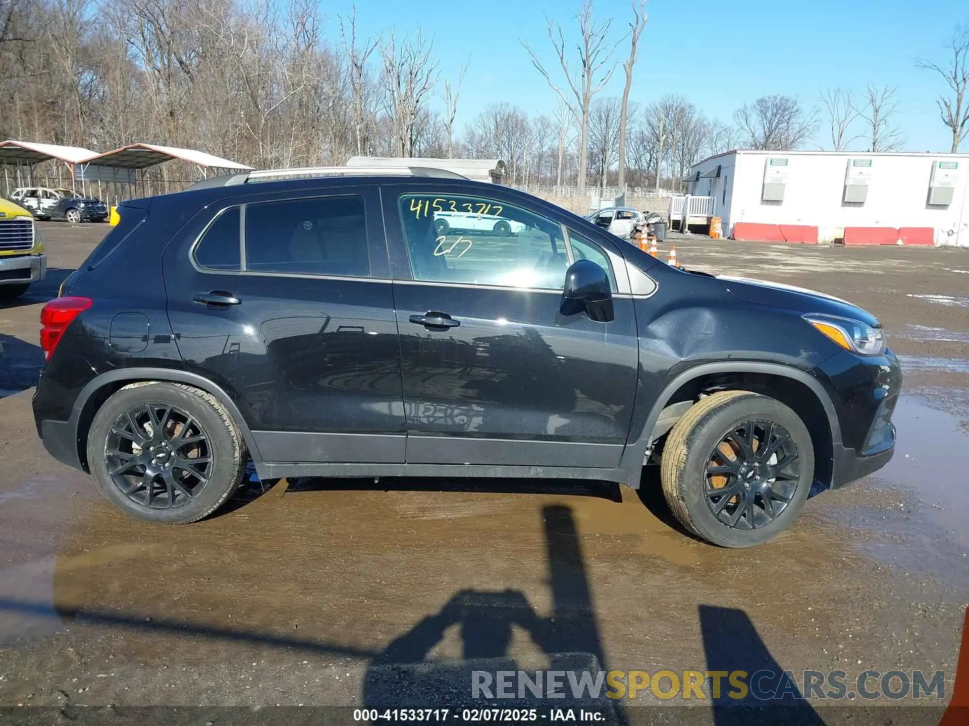 13 Photograph of a damaged car KL7CJPSB1LB351023 CHEVROLET TRAX 2020