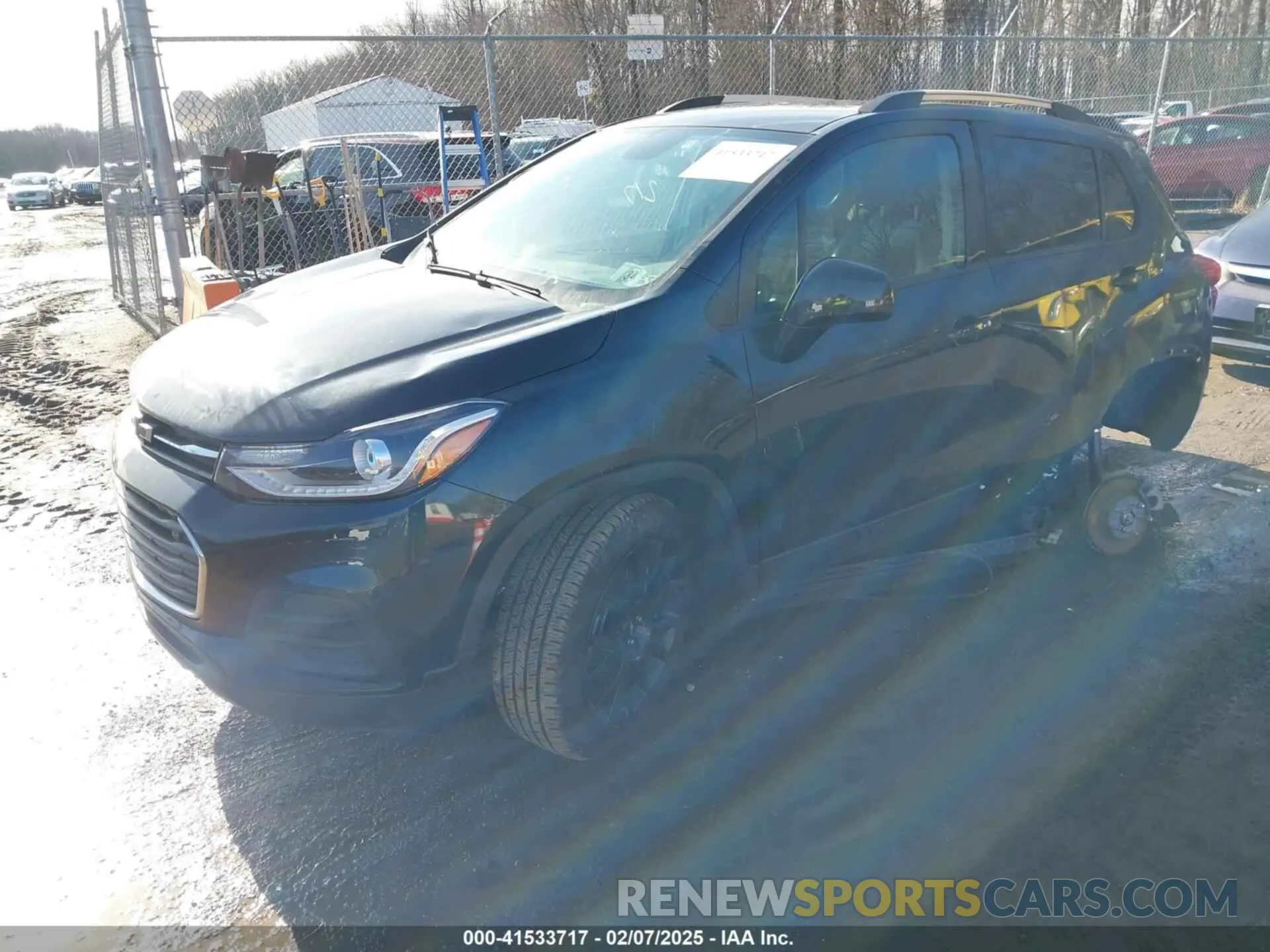 2 Photograph of a damaged car KL7CJPSB1LB351023 CHEVROLET TRAX 2020