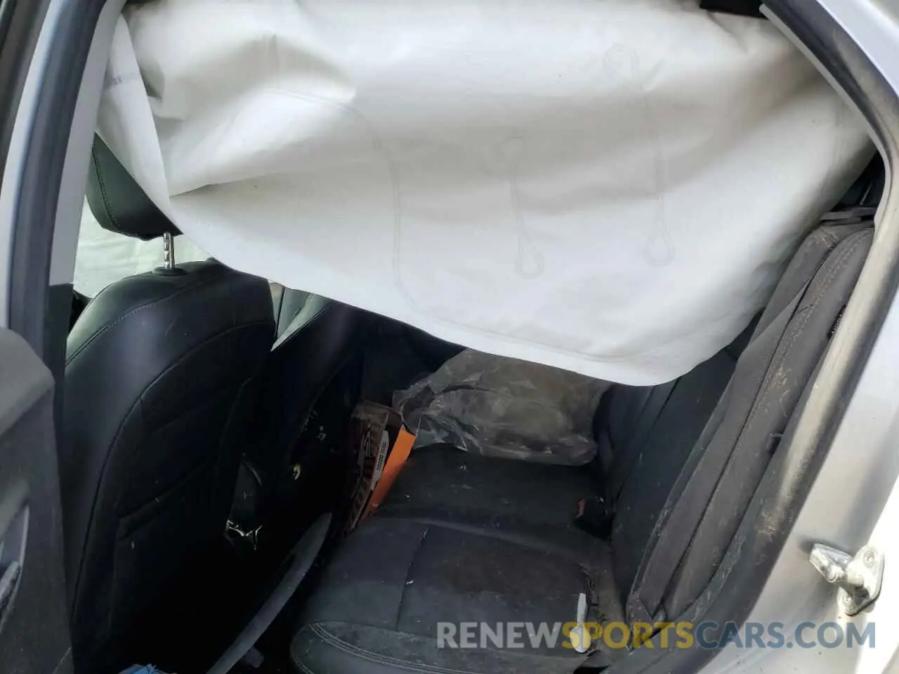 10 Photograph of a damaged car KL7CJPSB3LB008794 CHEVROLET TRAX 2020