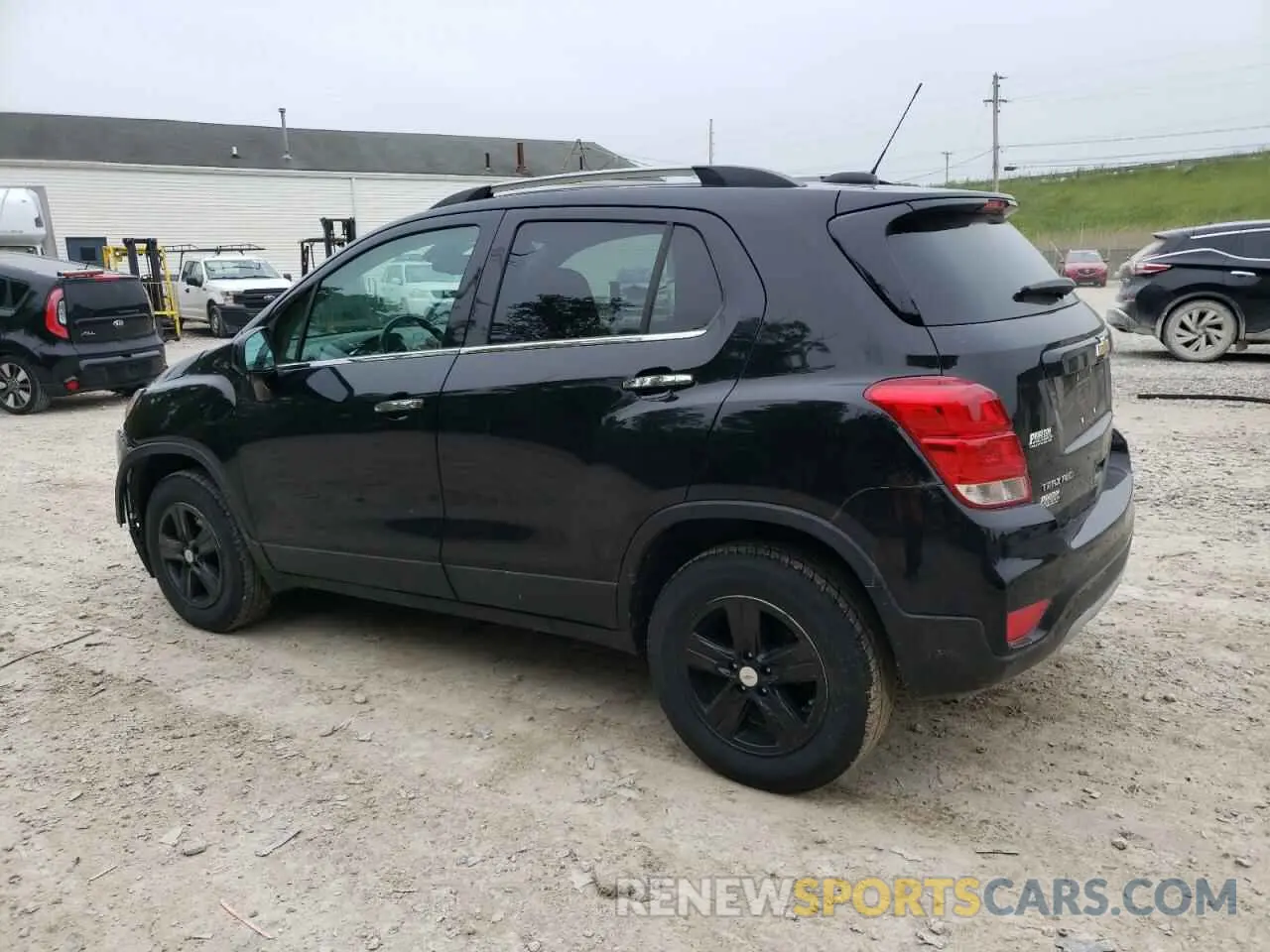 2 Photograph of a damaged car KL7CJPSB5LB090267 CHEVROLET TRAX 2020