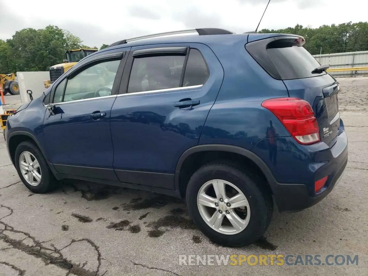 2 Photograph of a damaged car KL7CJPSB5LB334709 CHEVROLET TRAX 2020