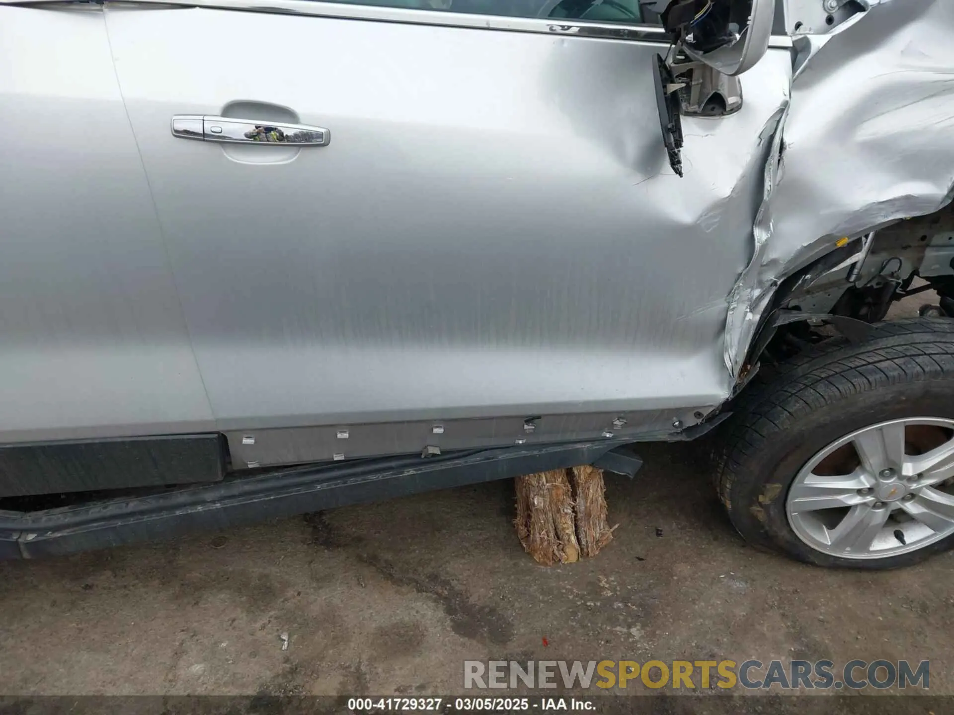 18 Photograph of a damaged car KL7CJPSB6LB040073 CHEVROLET TRAX 2020