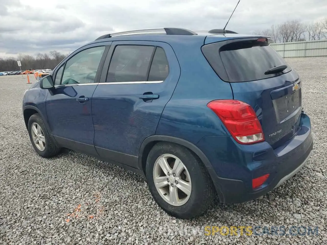 2 Photograph of a damaged car KL7CJPSB6LB329101 CHEVROLET TRAX 2020