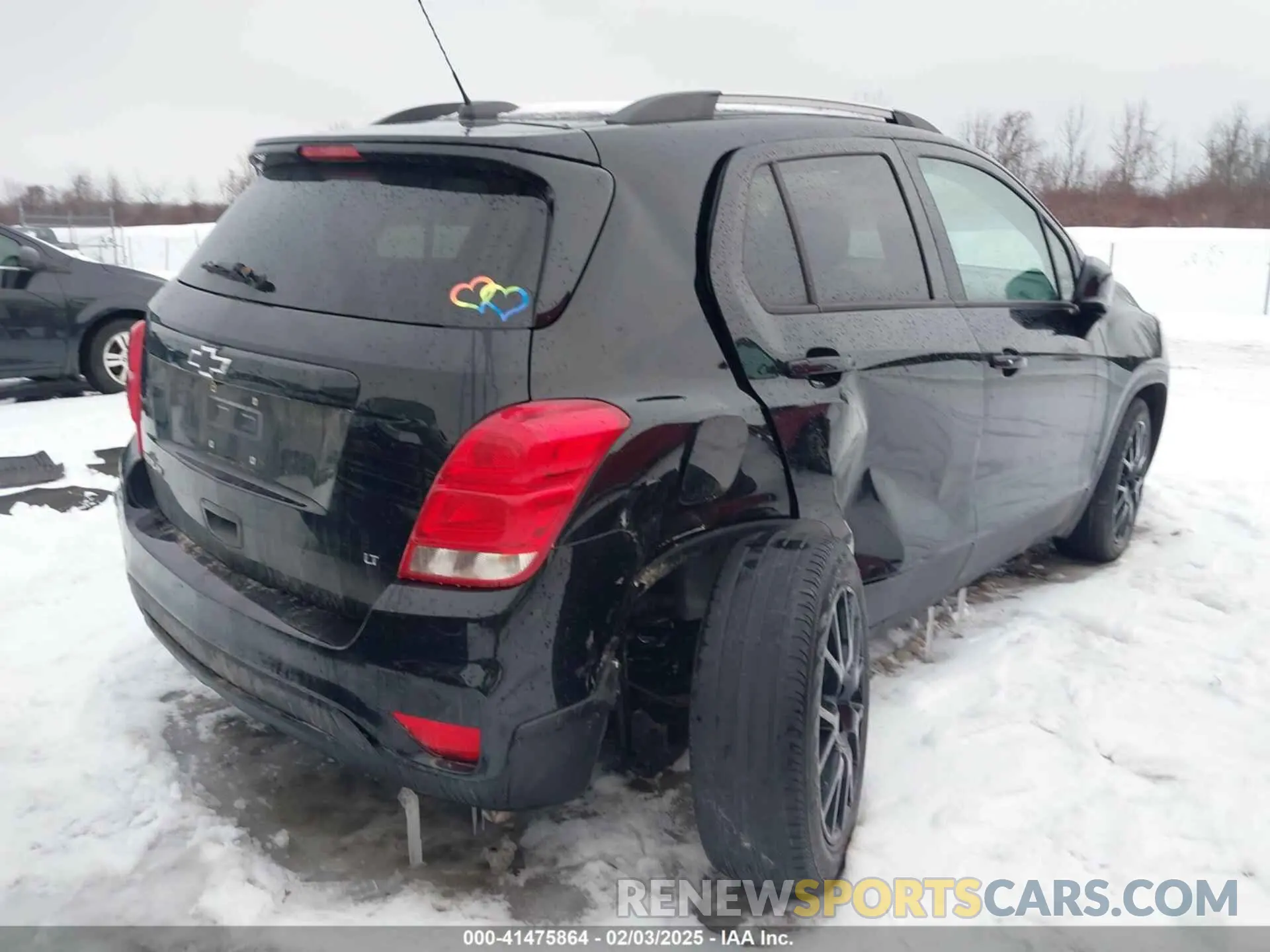 4 Photograph of a damaged car KL7CJPSB6LB348683 CHEVROLET TRAX 2020