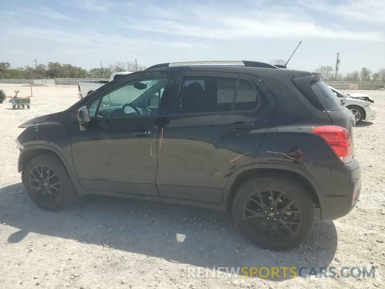 2 Photograph of a damaged car KL7CJPSB6LB351535 CHEVROLET TRAX 2020