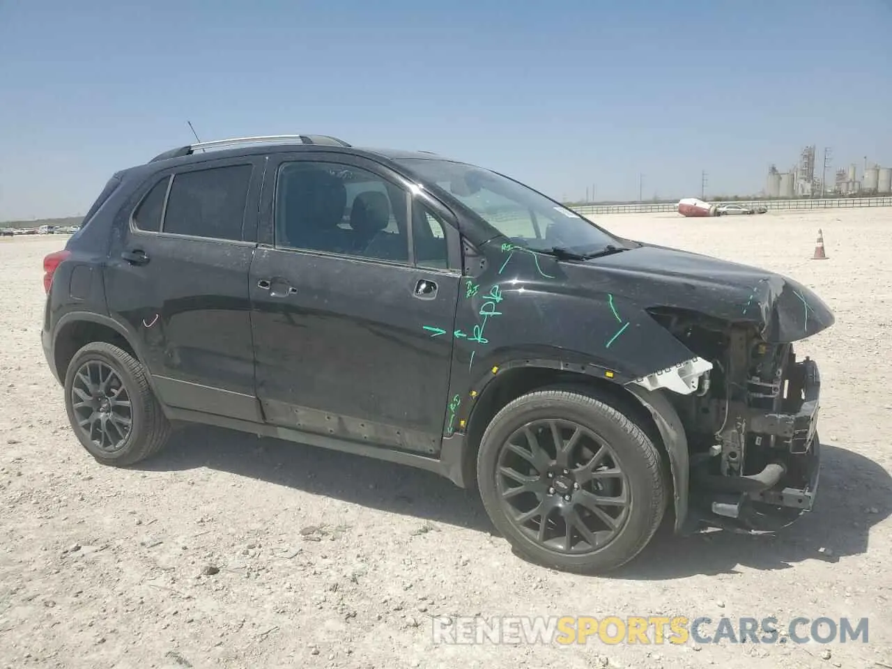 4 Photograph of a damaged car KL7CJPSB6LB351535 CHEVROLET TRAX 2020