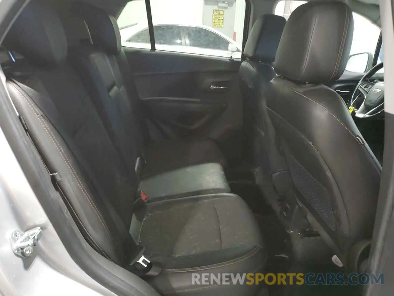 11 Photograph of a damaged car KL7CJPSB9LB008864 CHEVROLET TRAX 2020
