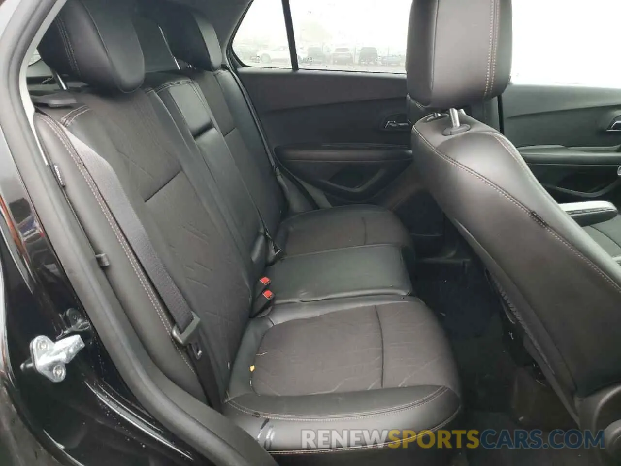 11 Photograph of a damaged car KL7CJPSB9LB061838 CHEVROLET TRAX 2020