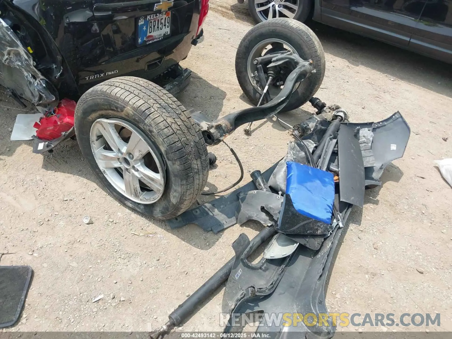 12 Photograph of a damaged car KL7CJPSB9LB065758 CHEVROLET TRAX 2020