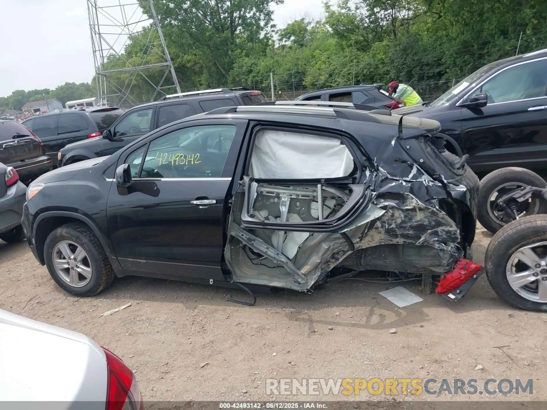 15 Photograph of a damaged car KL7CJPSB9LB065758 CHEVROLET TRAX 2020