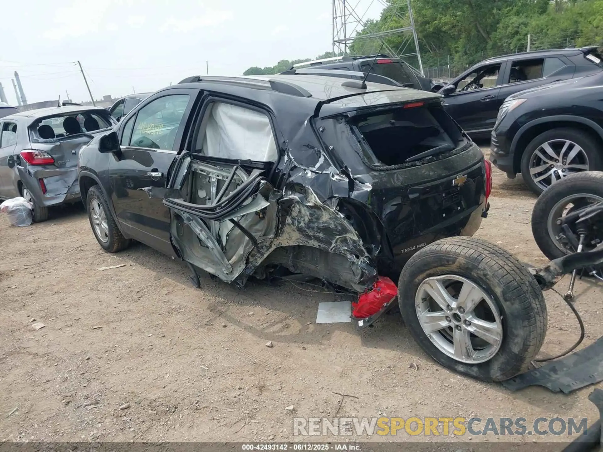 3 Photograph of a damaged car KL7CJPSB9LB065758 CHEVROLET TRAX 2020