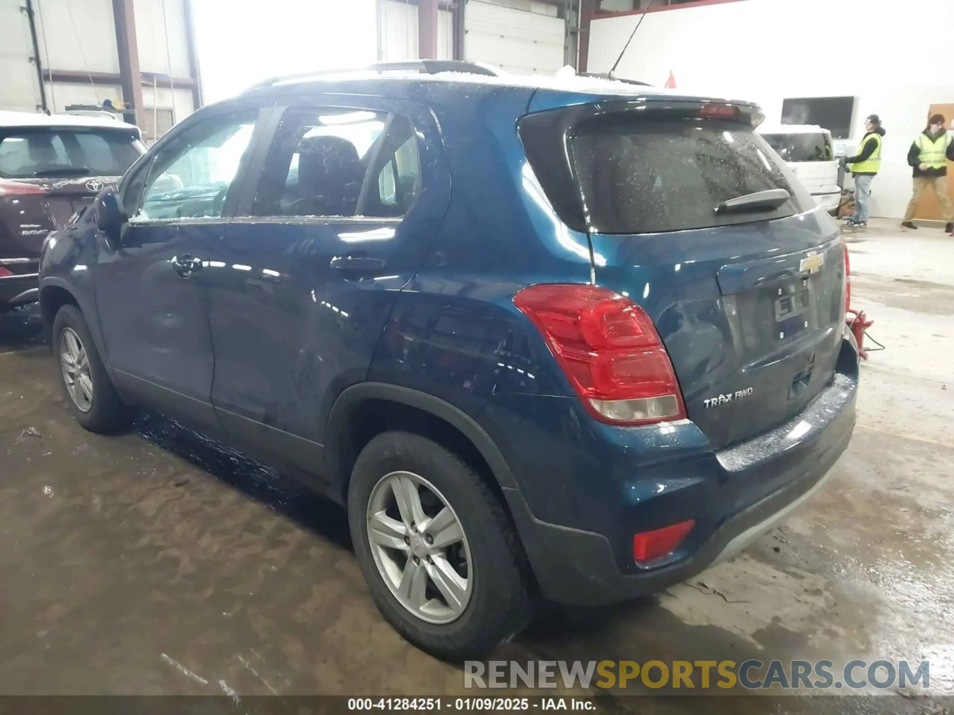 3 Photograph of a damaged car KL7CJPSB9LB330369 CHEVROLET TRAX 2020