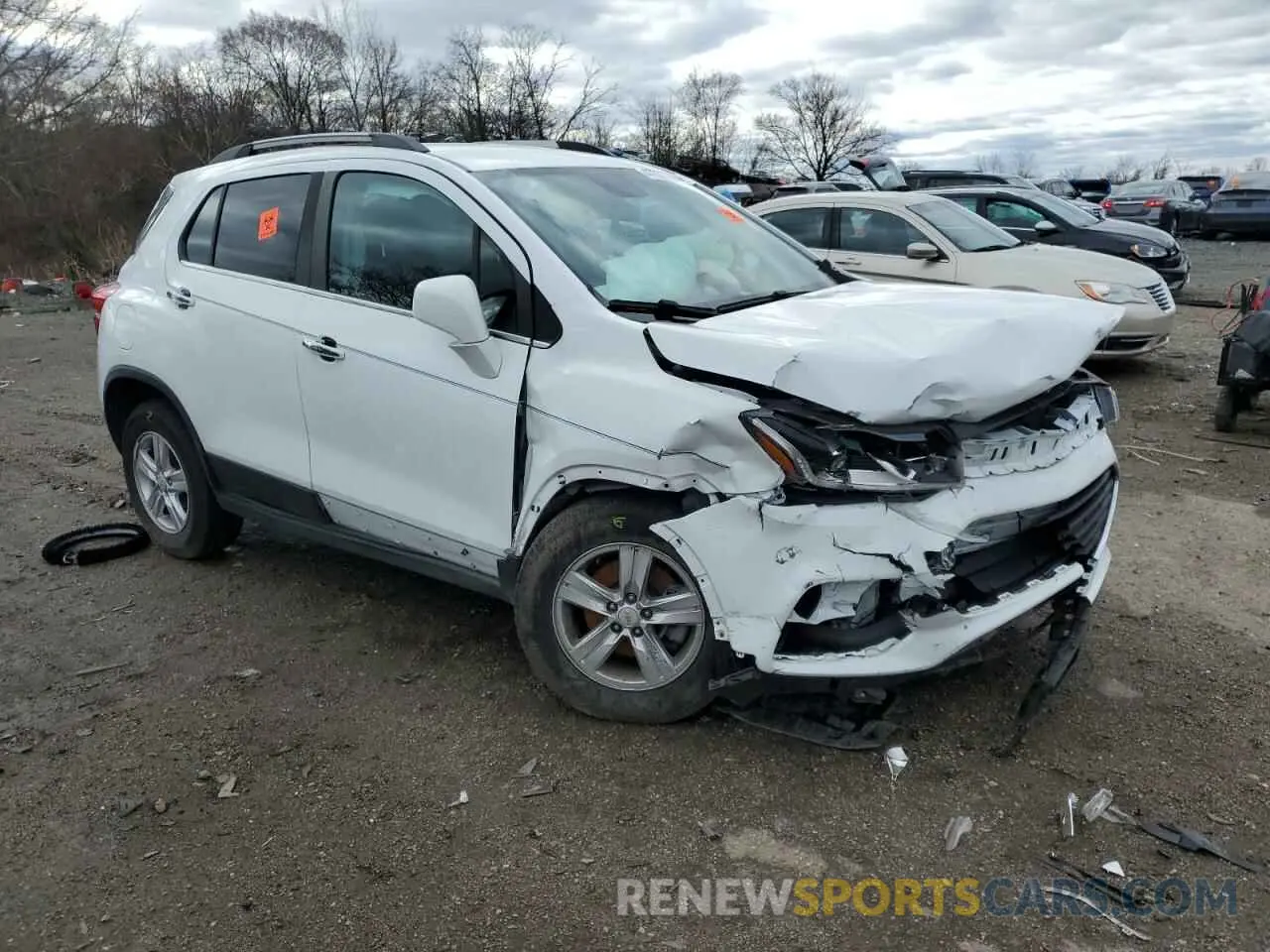 4 Photograph of a damaged car KL7CJPSBXLB001082 CHEVROLET TRAX 2020