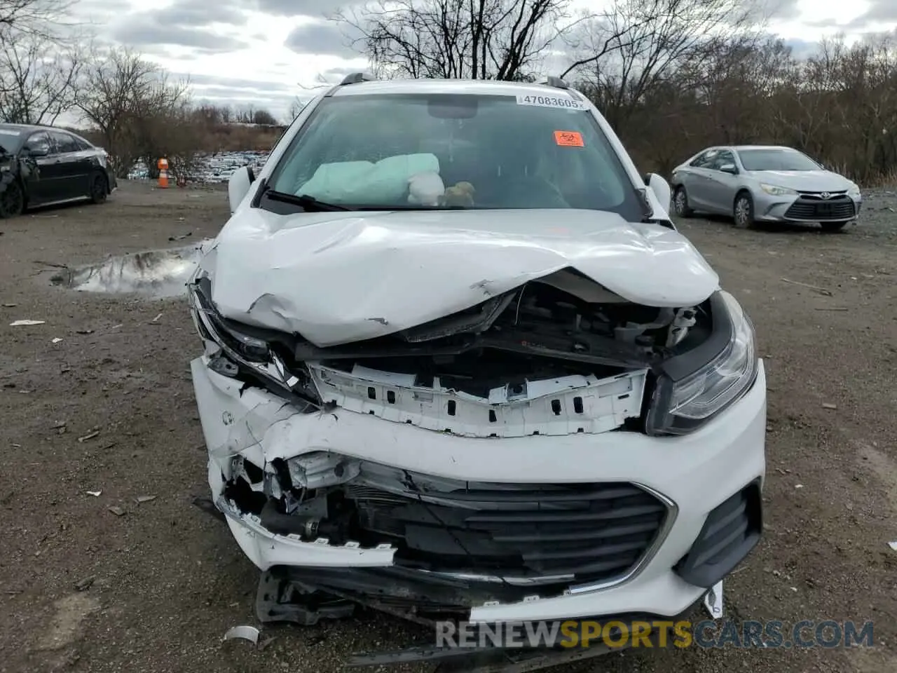 5 Photograph of a damaged car KL7CJPSBXLB001082 CHEVROLET TRAX 2020