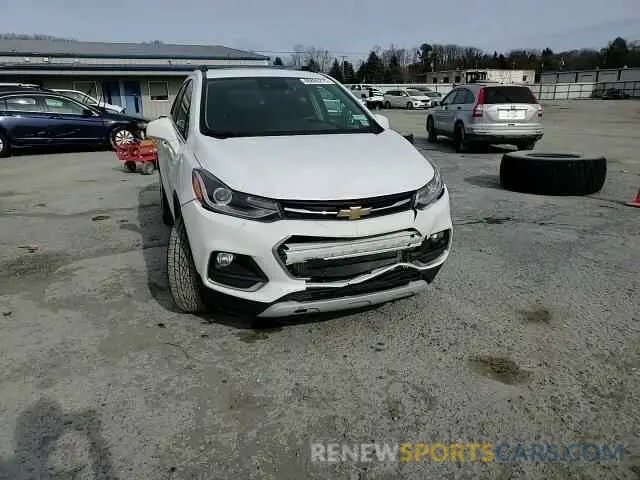 11 Photograph of a damaged car KL7CJRSB7LB318541 CHEVROLET TRAX 2020