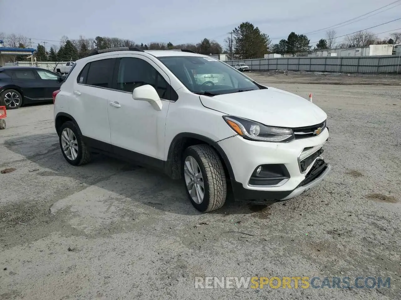 4 Photograph of a damaged car KL7CJRSB7LB318541 CHEVROLET TRAX 2020