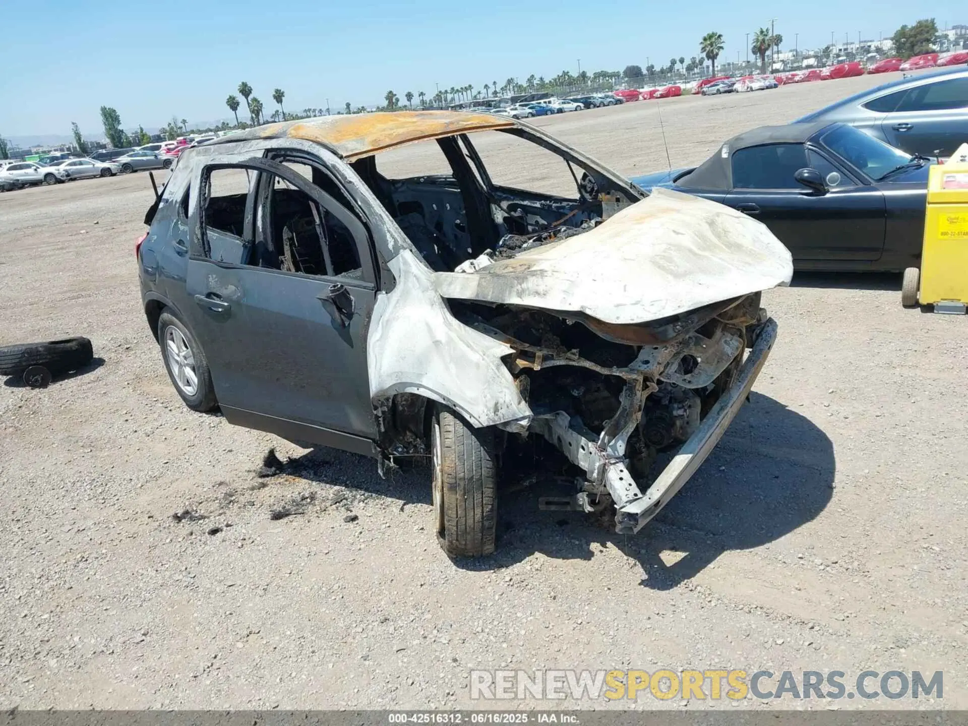 1 Photograph of a damaged car KL7CJKSB0MB316090 CHEVROLET TRAX 2021