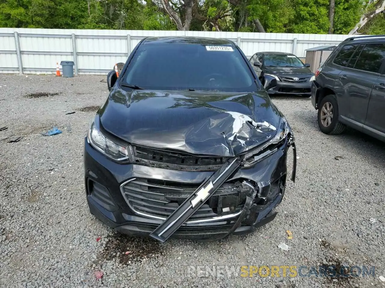 5 Photograph of a damaged car KL7CJKSB0MB319152 CHEVROLET TRAX 2021