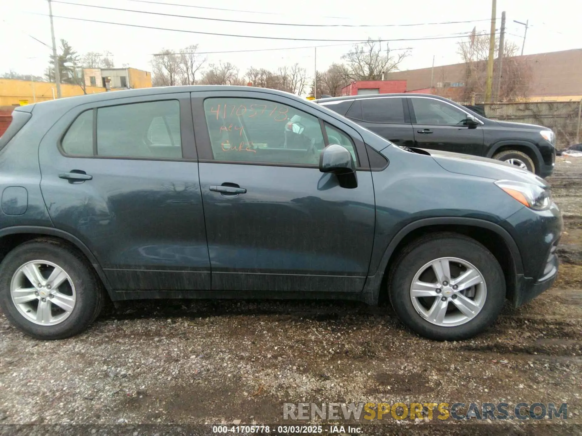 13 Photograph of a damaged car KL7CJKSB0MB322634 CHEVROLET TRAX 2021