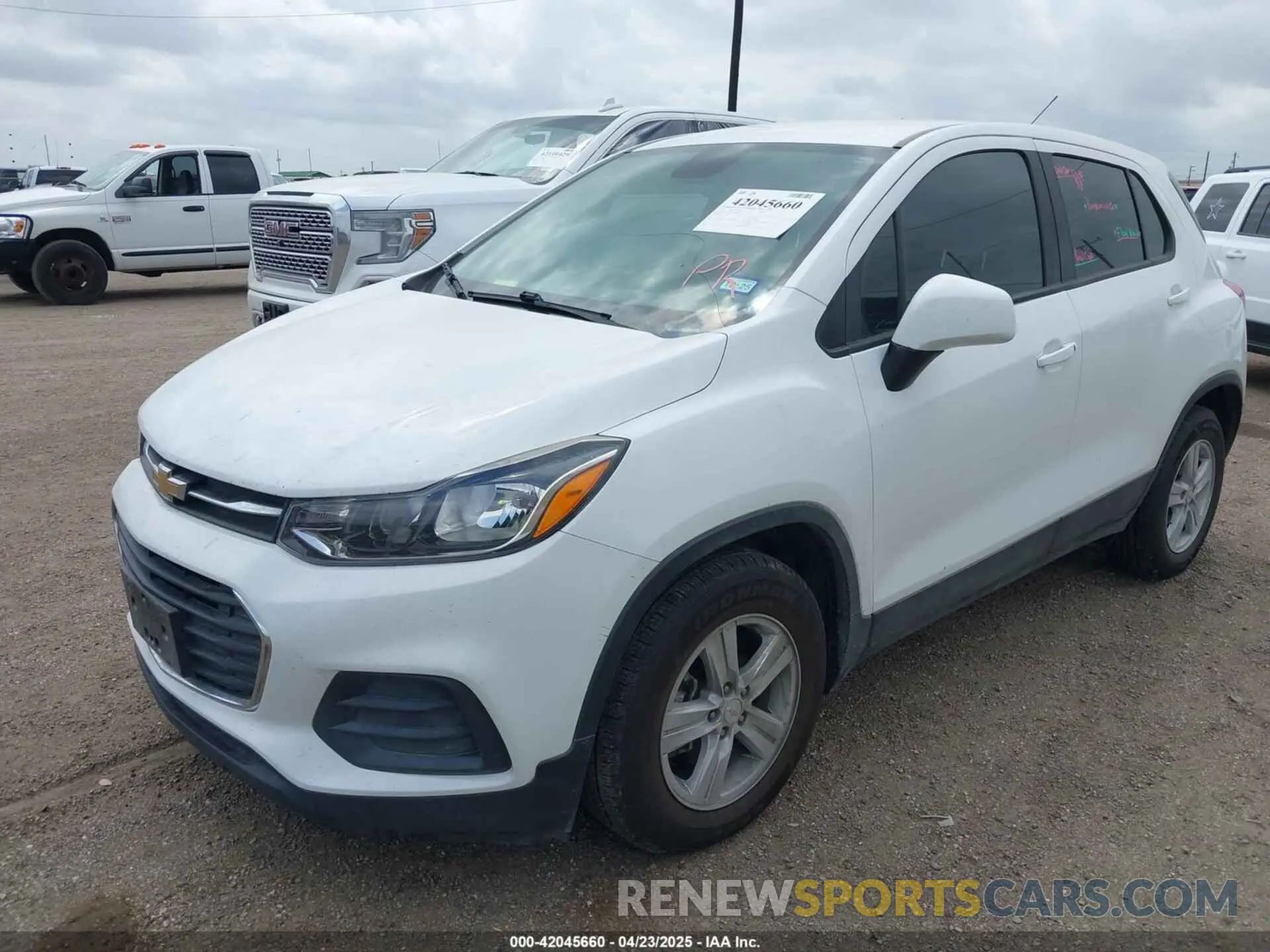 2 Photograph of a damaged car KL7CJKSB2MB302076 CHEVROLET TRAX 2021
