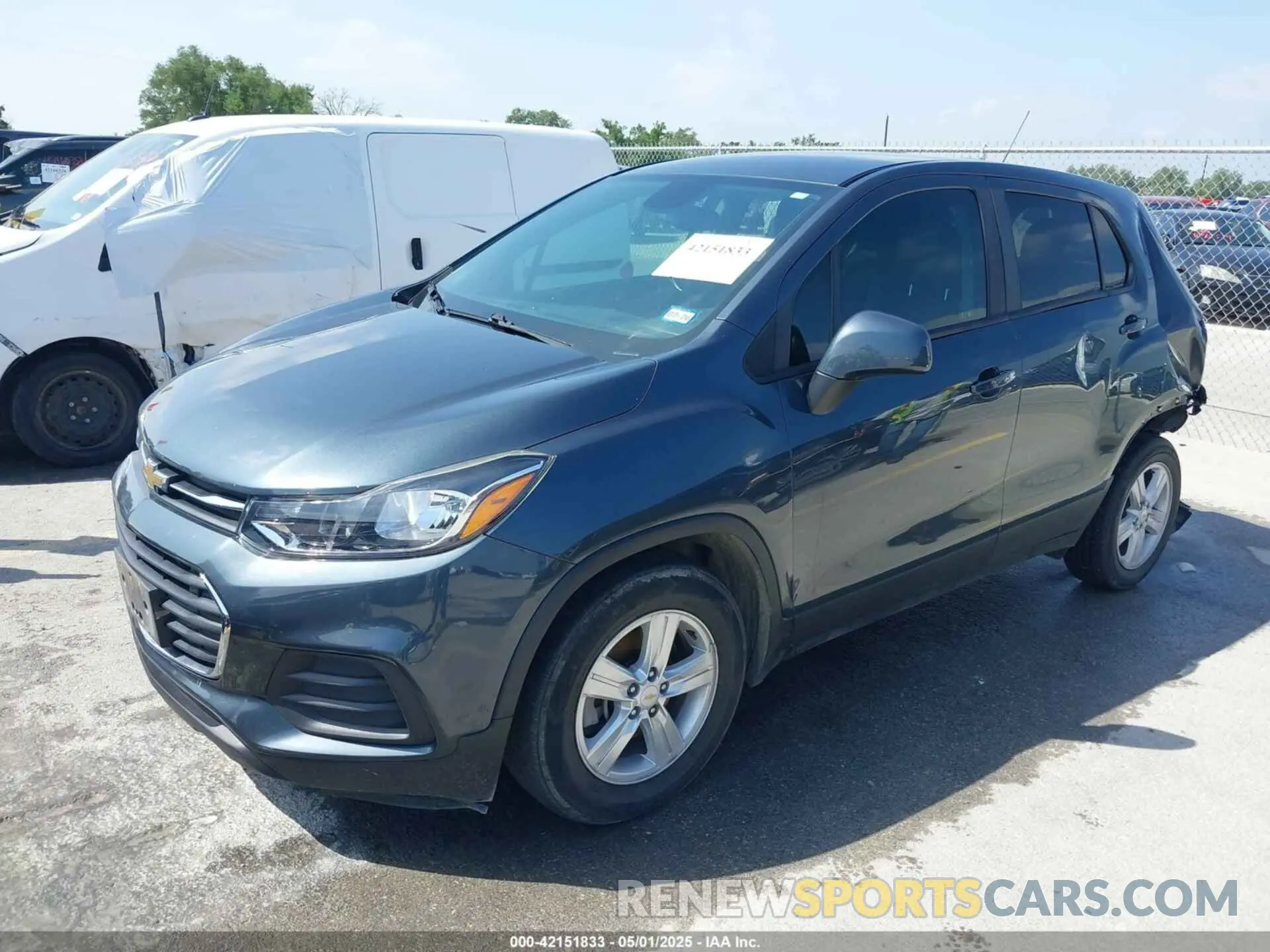2 Photograph of a damaged car KL7CJKSB2MB303809 CHEVROLET TRAX 2021