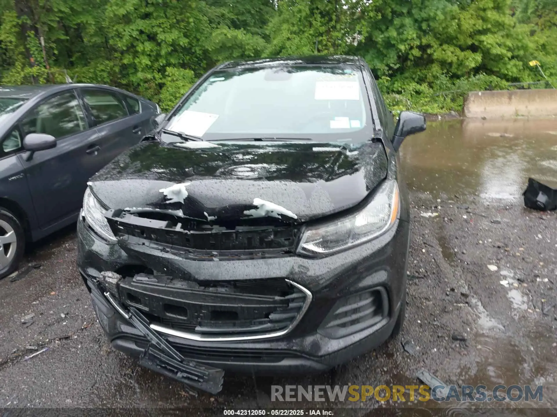 12 Photograph of a damaged car KL7CJKSB2MB312199 CHEVROLET TRAX 2021