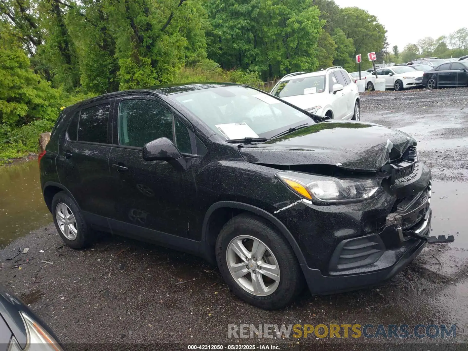 13 Photograph of a damaged car KL7CJKSB2MB312199 CHEVROLET TRAX 2021