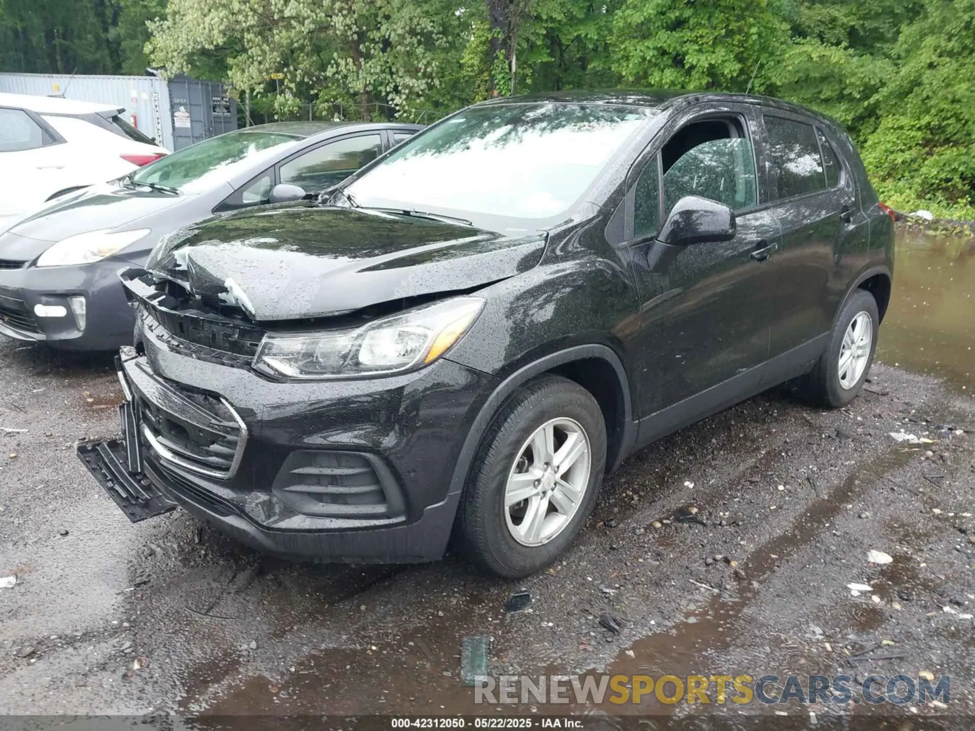 2 Photograph of a damaged car KL7CJKSB2MB312199 CHEVROLET TRAX 2021