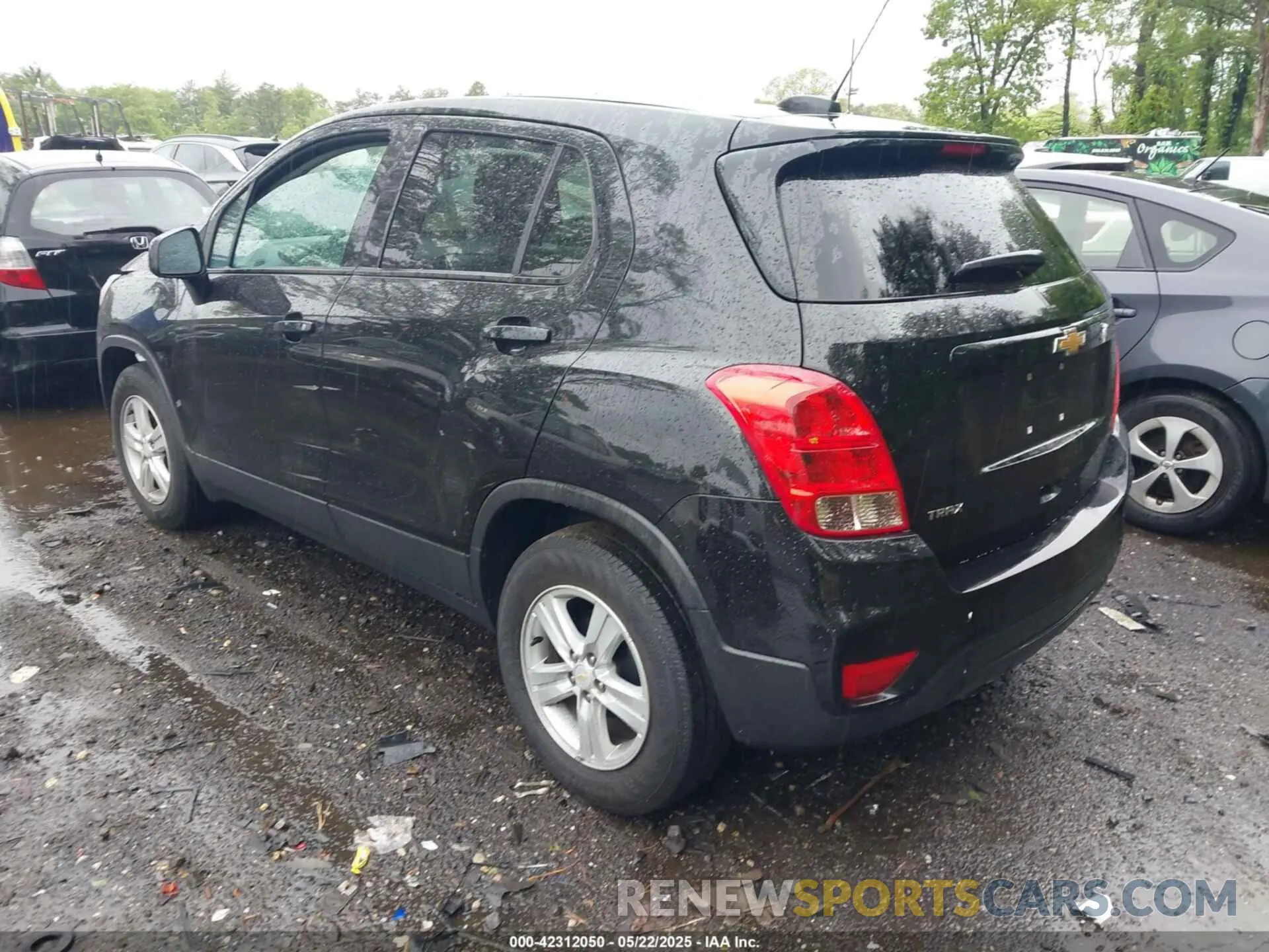 3 Photograph of a damaged car KL7CJKSB2MB312199 CHEVROLET TRAX 2021