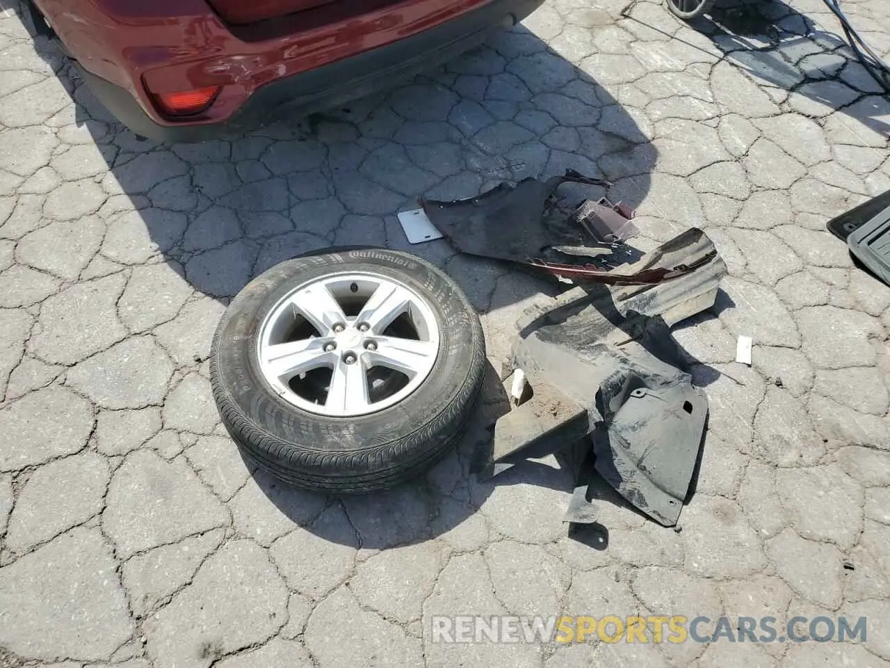 13 Photograph of a damaged car KL7CJKSB2MB319282 CHEVROLET TRAX 2021