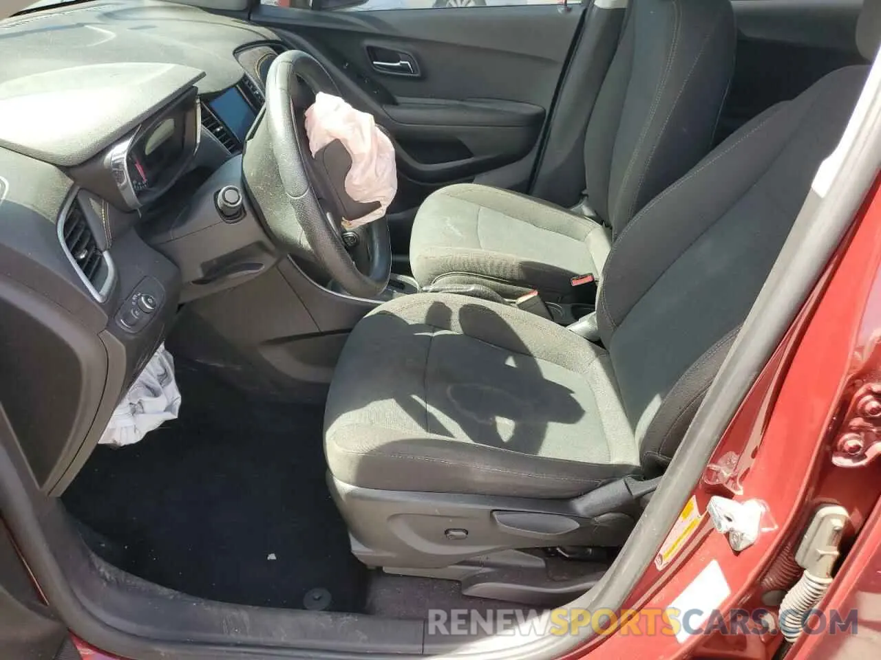 7 Photograph of a damaged car KL7CJKSB2MB319282 CHEVROLET TRAX 2021