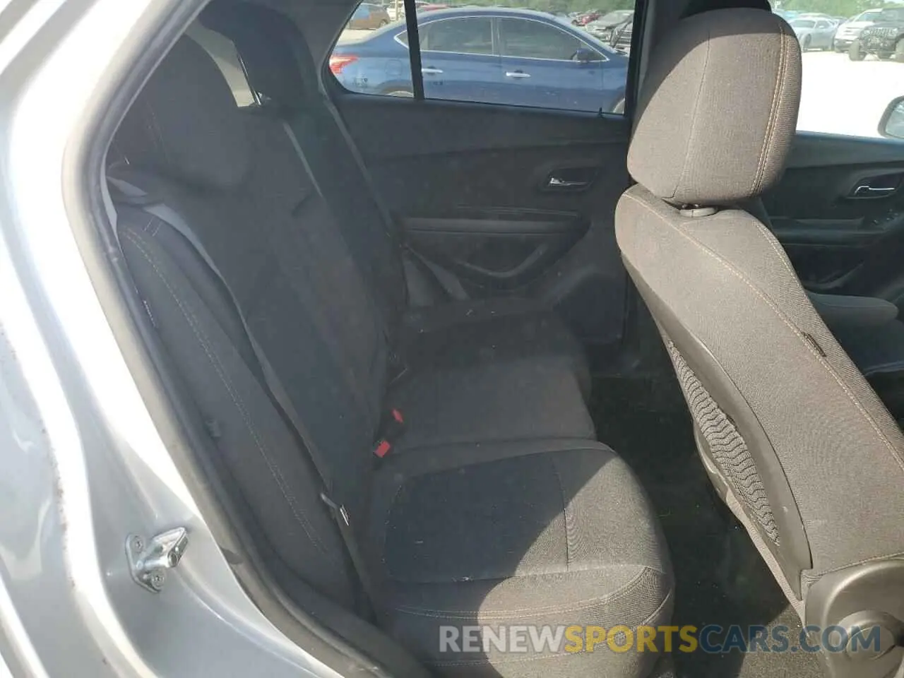 11 Photograph of a damaged car KL7CJKSB3MB308002 CHEVROLET TRAX 2021