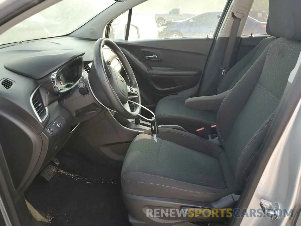 7 Photograph of a damaged car KL7CJKSB3MB308002 CHEVROLET TRAX 2021